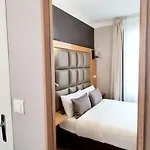 De France 18 *