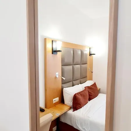 De France 18 Hotel Paris