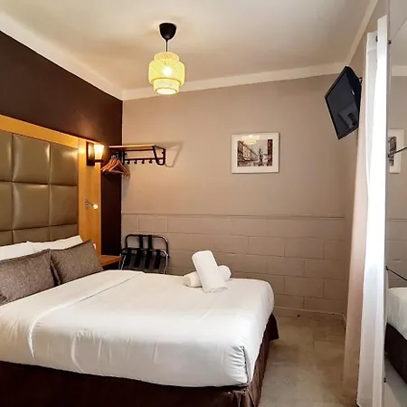 De France 18 Hotel *
