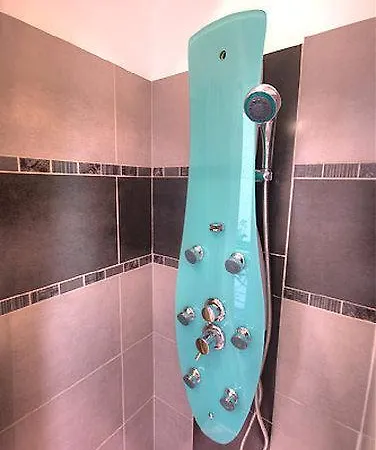 Hotel De France 18 Paris